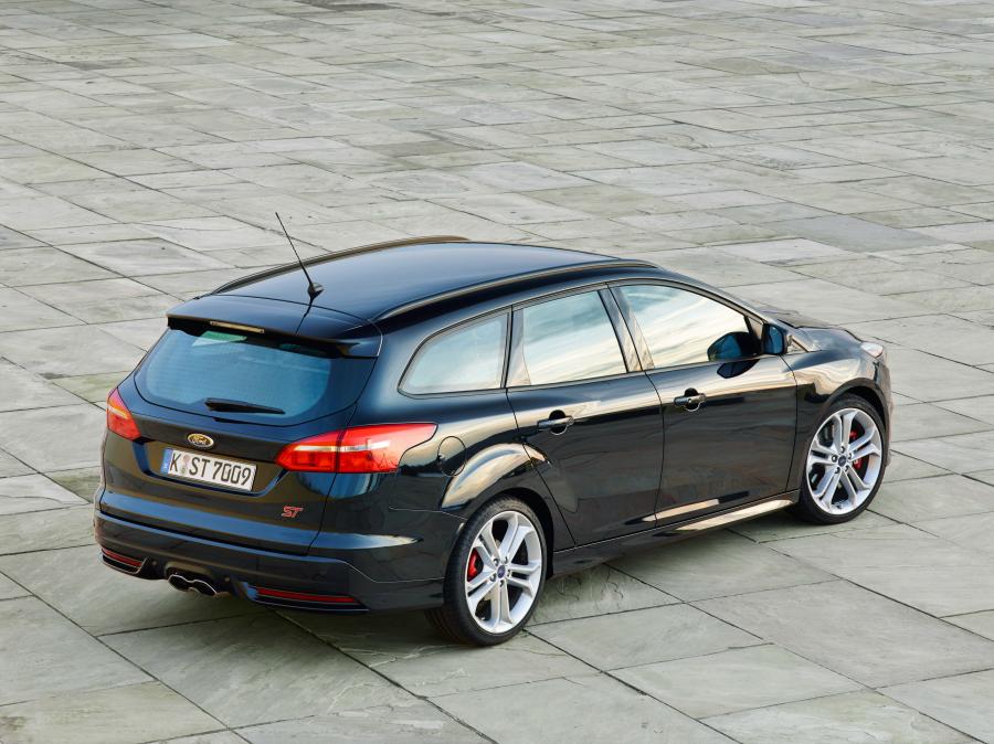  Ford Focus ST Turnier 2014 года  (фото 15 из 18)